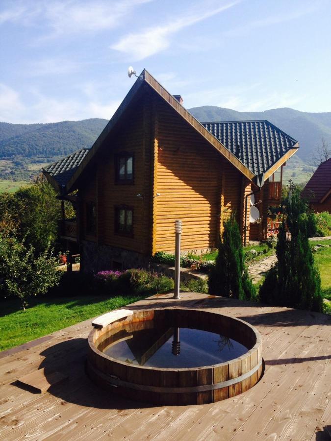 Sadyba Ertash Vyshka Exterior foto